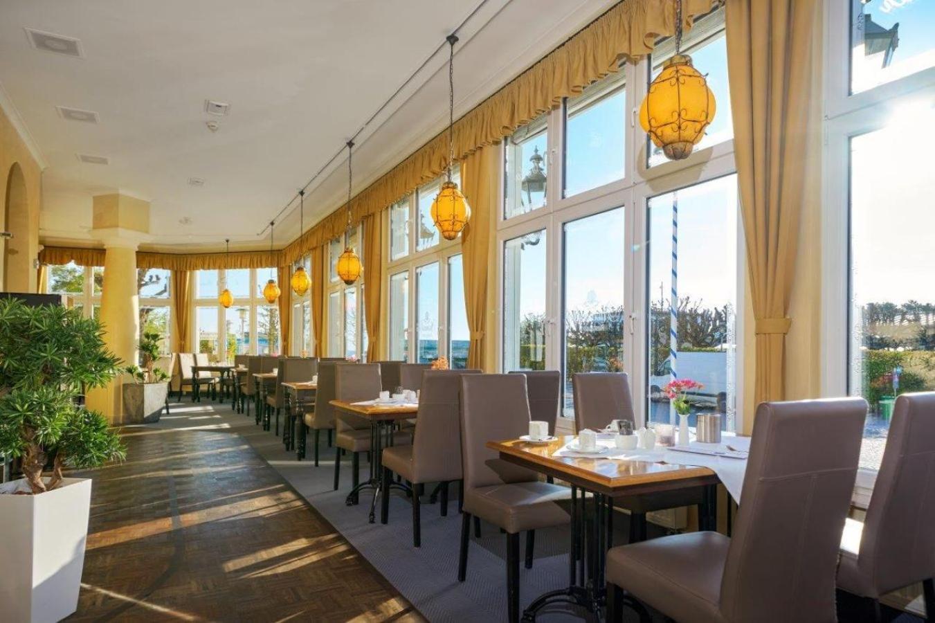 Strand- Und Wellnesshotel Preussenhof Зиновиц Екстериор снимка