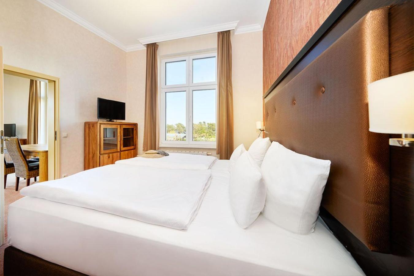 Strand- Und Wellnesshotel Preussenhof Зиновиц Екстериор снимка