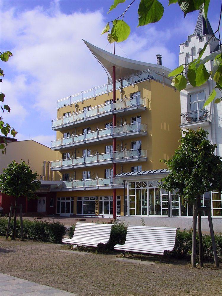 Strand- Und Wellnesshotel Preussenhof Зиновиц Екстериор снимка
